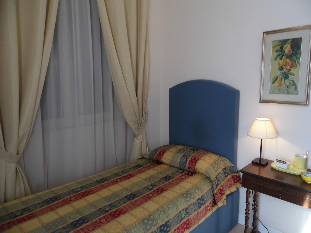 La Residenza Dei Nobili Bed & Breakfast Catanzaro Bilik gambar